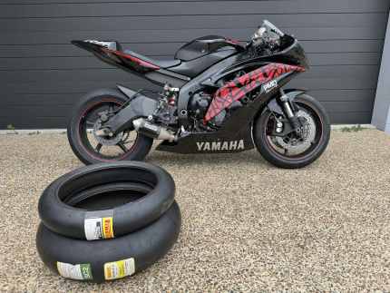 Gumtree r6 on sale