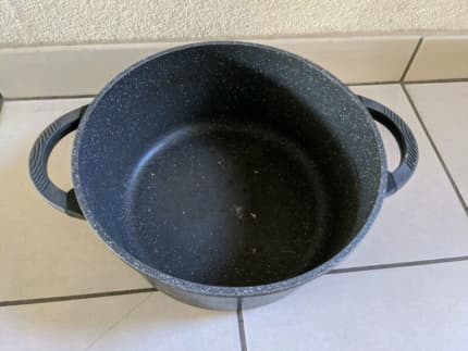 Crofton Italian made frying pan 24CM with glass lid - Skillets & Frying Pans  - Melbourne, Victoria, Australia