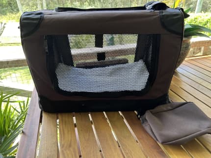 World Pet Small Pet Carrier, Fits Cats and Small Breed Dogs Black, 15L x  8H x 12W 