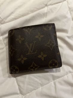 Louis Vuitton wallet, Accessories
