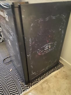 sanyo 4912 m mini fridge