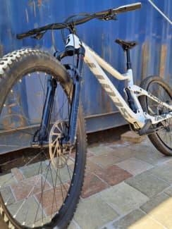 Second hand dual sale suspension mountain bike