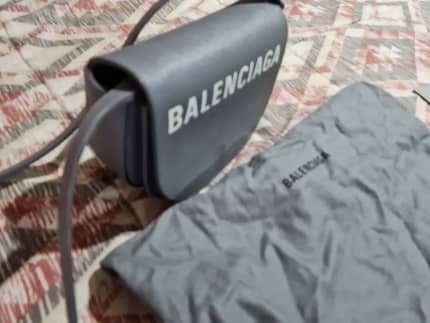 Gumtree balenciaga outlet