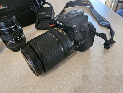 The Nikon D5600 Dental Camera