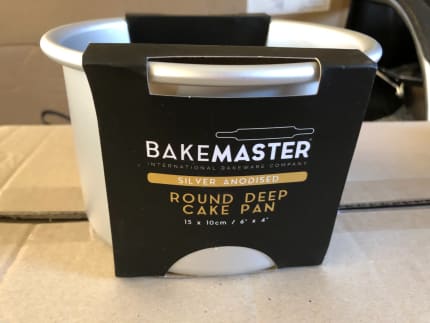 Bakemaster Silver Anodised Round Deep Cake Pan (5 Sizes) - Chef's  Complements