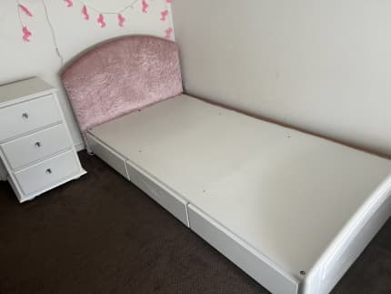 girls bed pink, Furniture