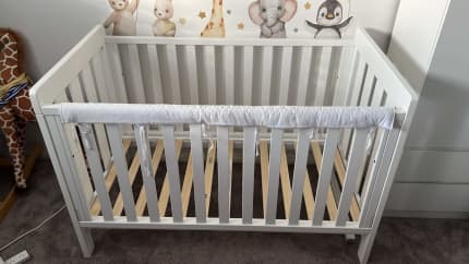 Boori hotsell cot gumtree