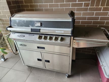 Turbo 5 outlet burner bbq