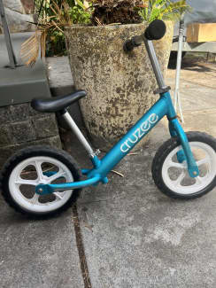 Cruzee balance bike online used