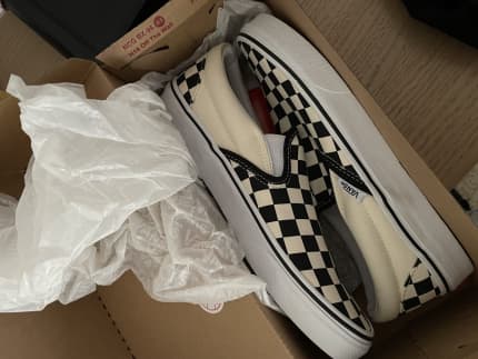 checkered vans illusion