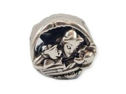 Pandora - Disney, Beauty and The Beast Belle and Friends Charm