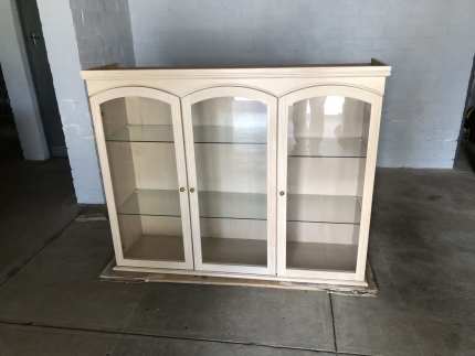 Display cabinets deals gumtree