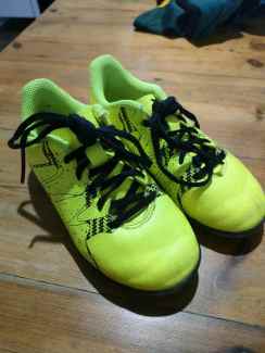 Size 15 football boots australia orders