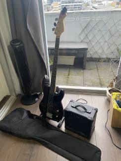 bass guitar amp gumtree