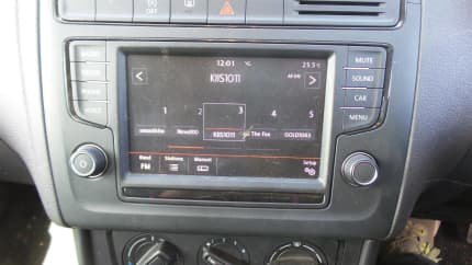 2DIN Stereo Radio Fascia Panel Trim For Volkswagen Polo 14-15