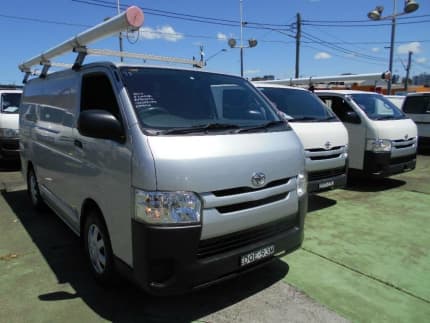 2017 Toyota HiAce KDH201R MY16 LWB Silver 4 Speed Automatic Van