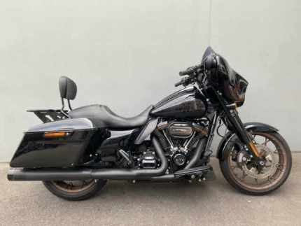 Harley street deals glide for sale