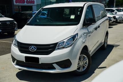 Cheap used 2024 vans brisbane