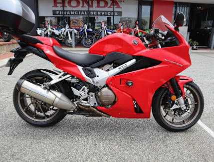 Vfr800 gumtree deals